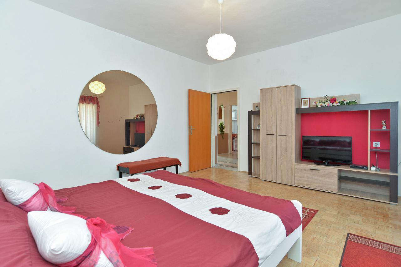 Apartments Stjepan 725 Fazana Ngoại thất bức ảnh